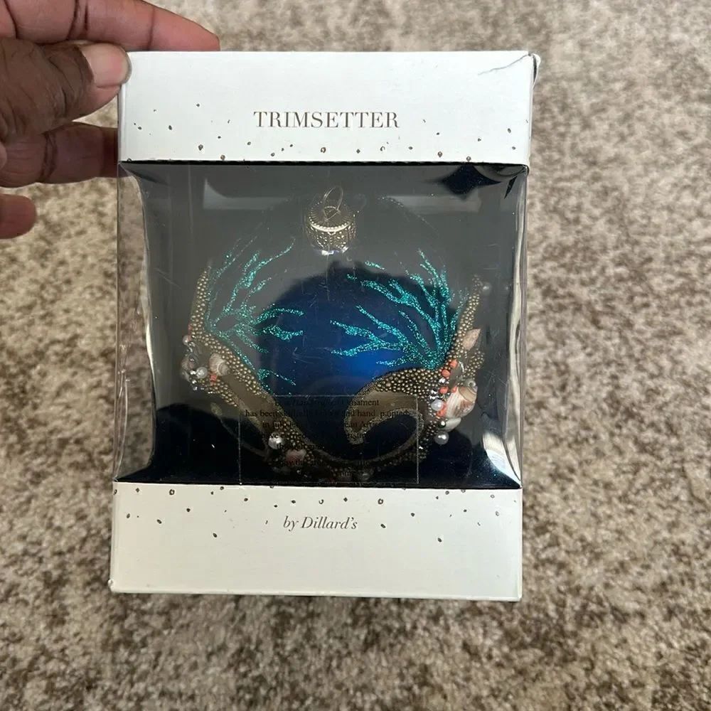 Trimsetter Beautiful Large Ornamented Tree Bulbs